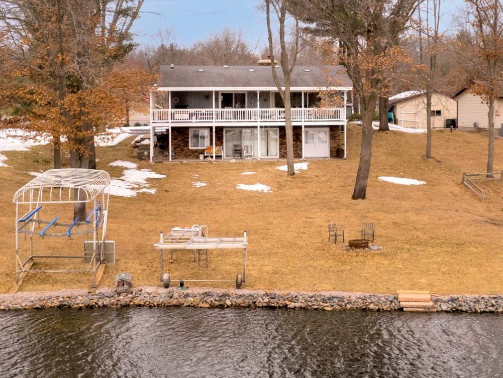 Waterfront Homes in Wisconsin Rome Realty