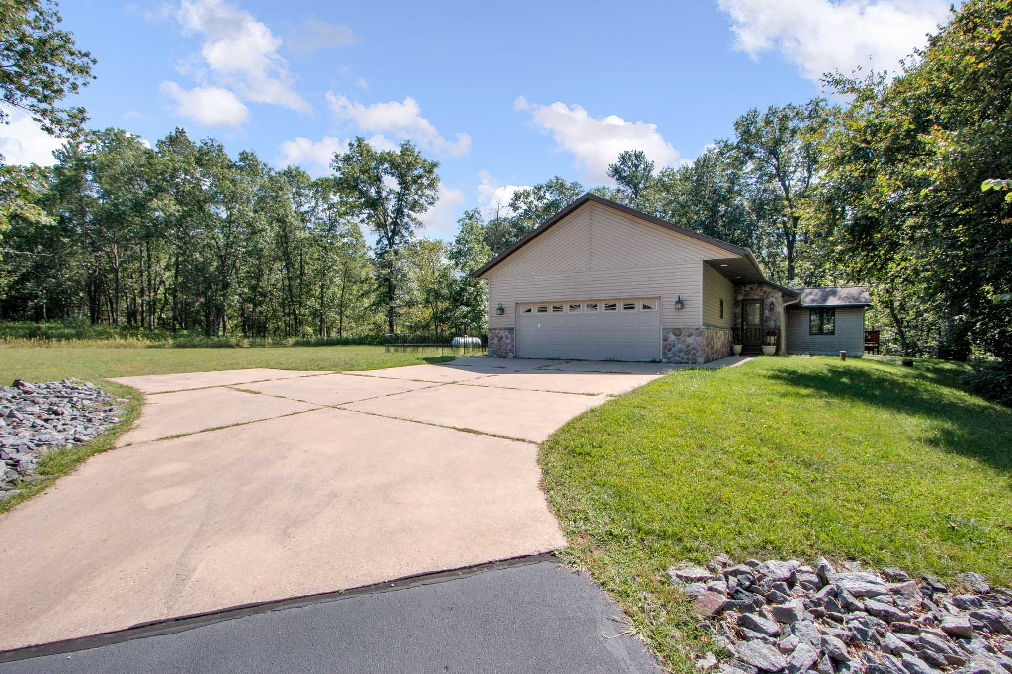 Waterfront Homes in Wisconsin Rome Realty